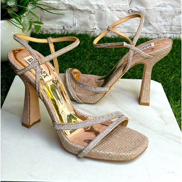 BADGLEY MISCHKA.
Urbana Platform Stiletto Heels size 8.5 - Picture 4 of 12